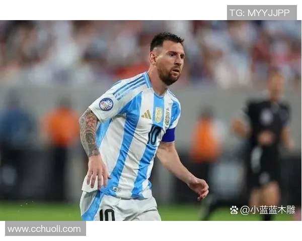 南墨尔本队与金士顿城的激烈对决展现足球魅力与团队精神